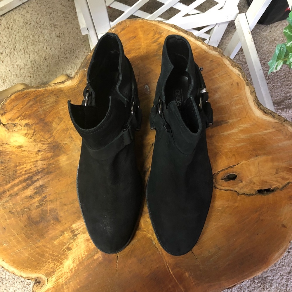 ASOS Ankle Boots - Picture 3 of 6
